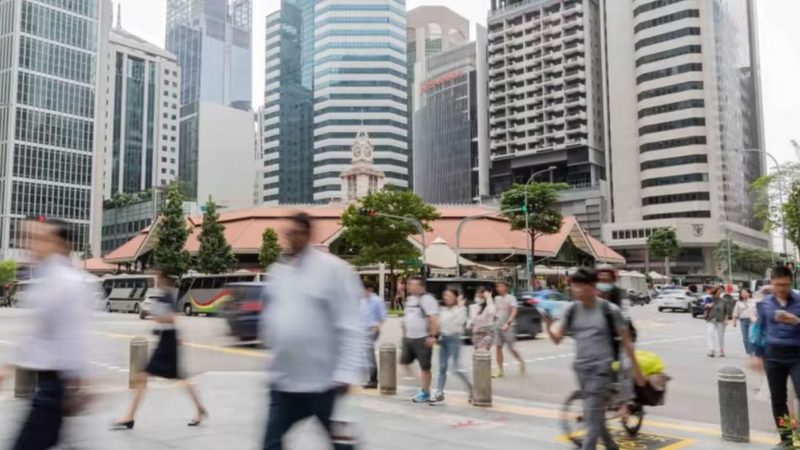 住家保姆与不住家保姆：价格差异背后的真相